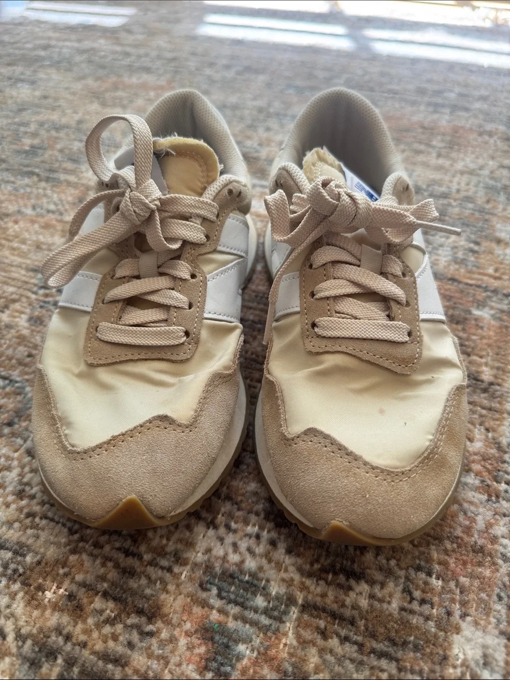 New Balance 237 Sneakers Women’s 7.5 Beige Cream Retro Running Shoe
